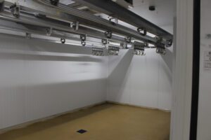 Sliding Meat Rail in Cold Rooms | MTCSS